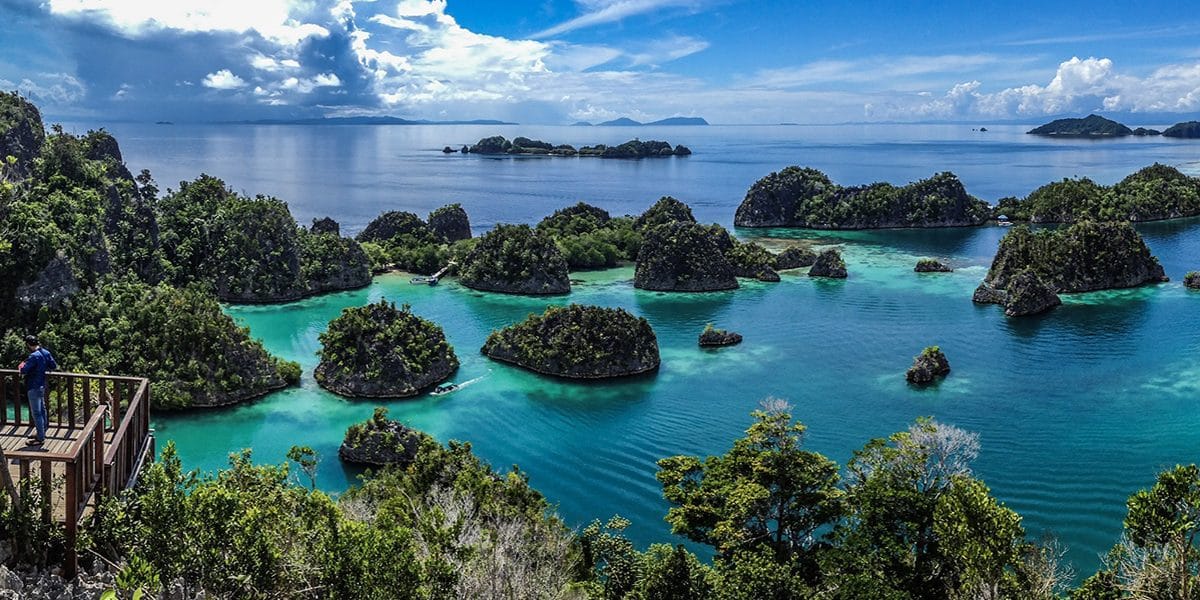 Wisata Dalam Negeri: Menjelajahi Keindahan Indonesia