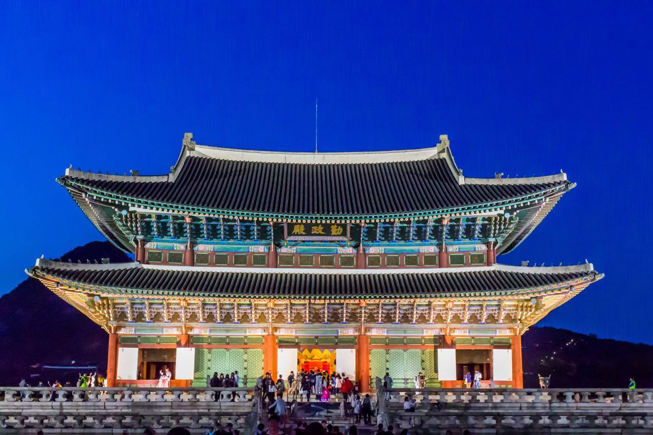 Gyeongbokgung Palace: Keindahan Sejarah dan Arsitektur Korea Selatan