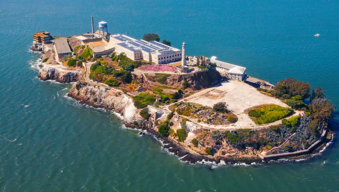 Alcatraz: Sejarah dan Misteri Pulau Penjara di San Francisco
