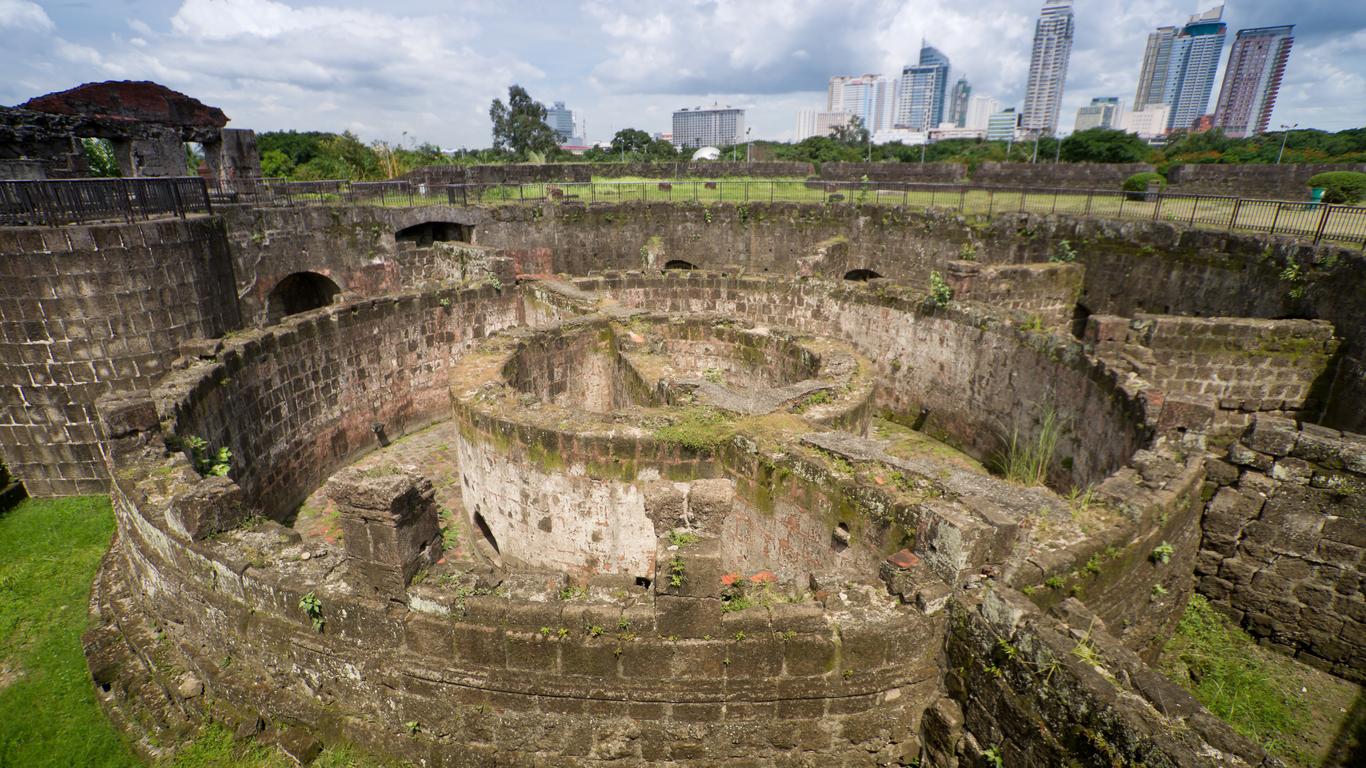 Intramuros: Benteng Bersejarah di Jantung Manila