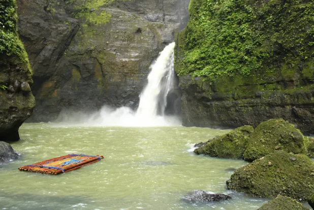 Air Terjun Pagsanjan: Pesona Alam Filipina yang Memikat