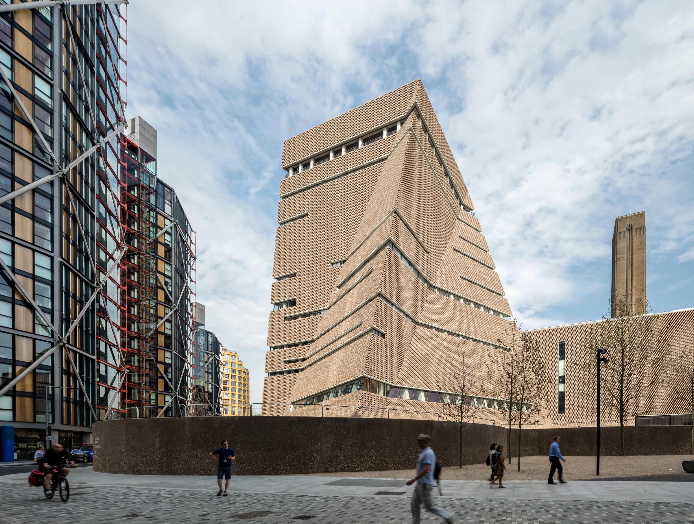 Mengungkap Keindahan Seni di Tate Modern dan Tate Britain