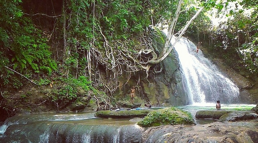 Air Terjun Wafsarak: Keindahan Alam yang Memukau di Papua Barat