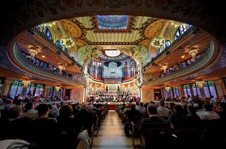 Istana Musik Catalan: Keindahan Arsitektur dan Warisan Budaya Barcelona