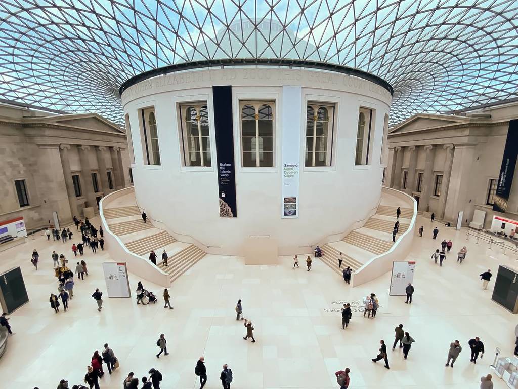 British Museum: Menelusuri Sejarah Dunia dalam Koleksi yang Tak Ternilai