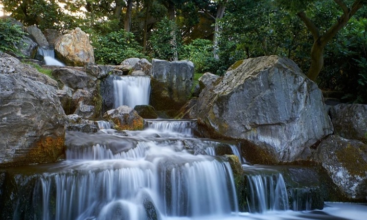 Keindahan Air Terjun Laweyan: Pesona Alam yang Menakjubkan