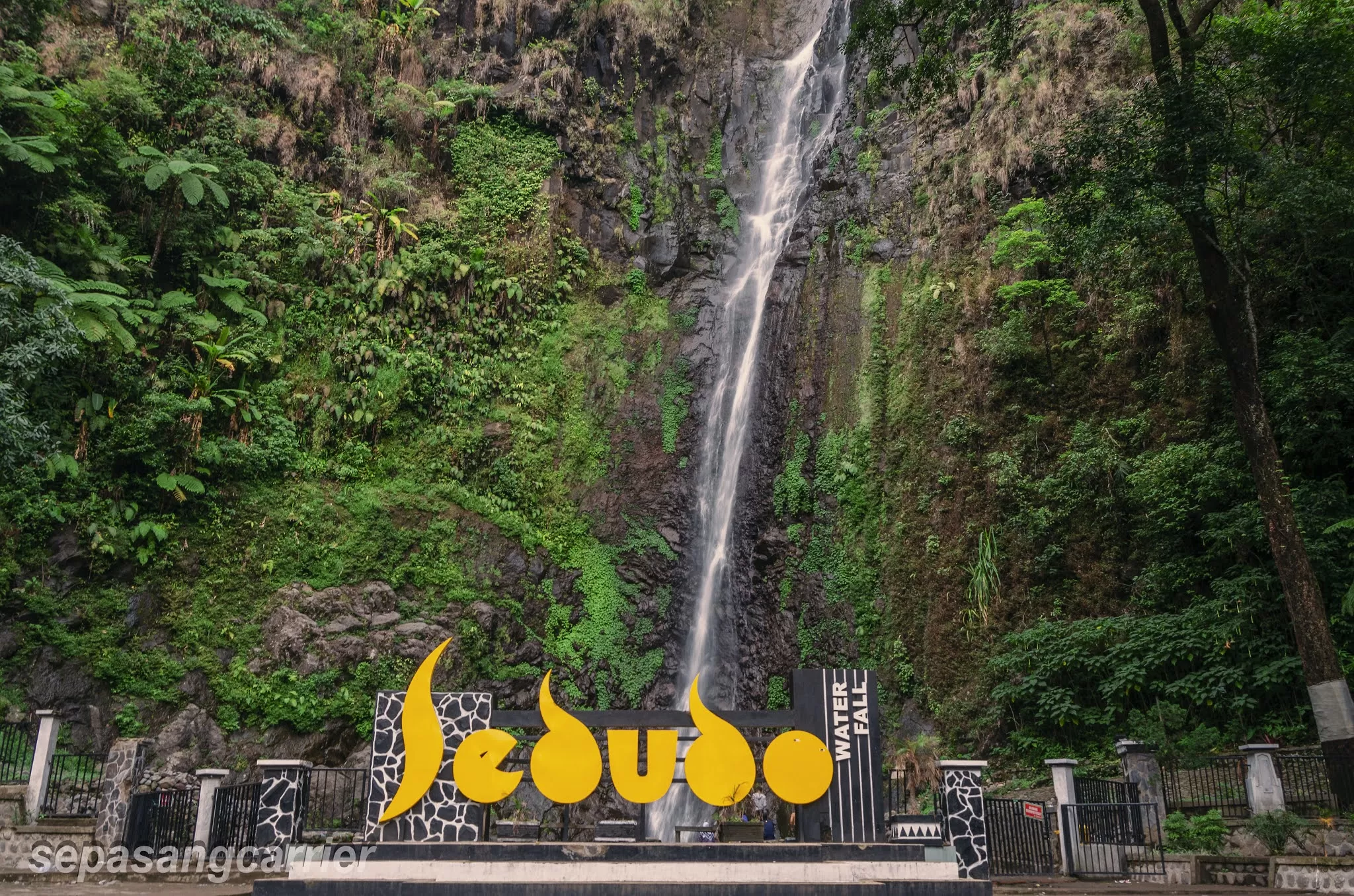 Keindahan Air Terjun Sedudo: Pesona Alam yang Menakjubkan