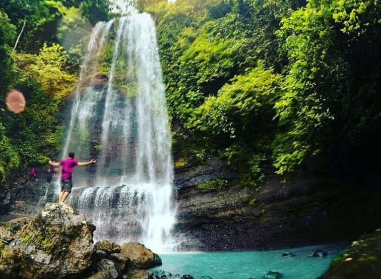 Keindahan Alam Air Terjun Jurang Manten di Bali