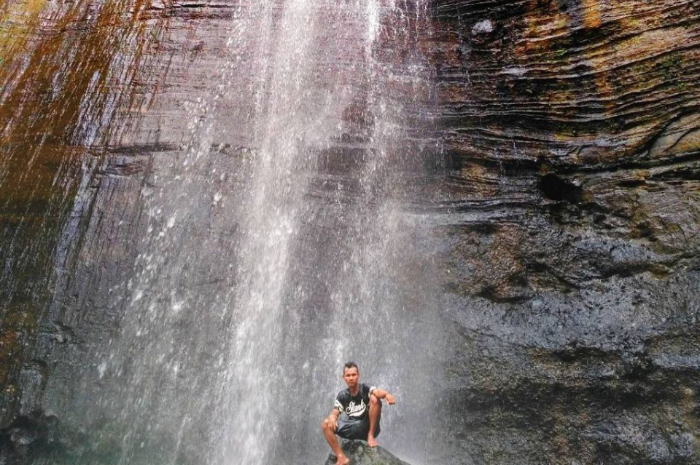“Keindahan Alam Air Terjun Undak Manuk”