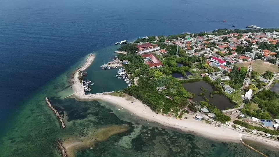 Keindahan Pantai Durso: Surga Tersembunyi di Pulau Seribu