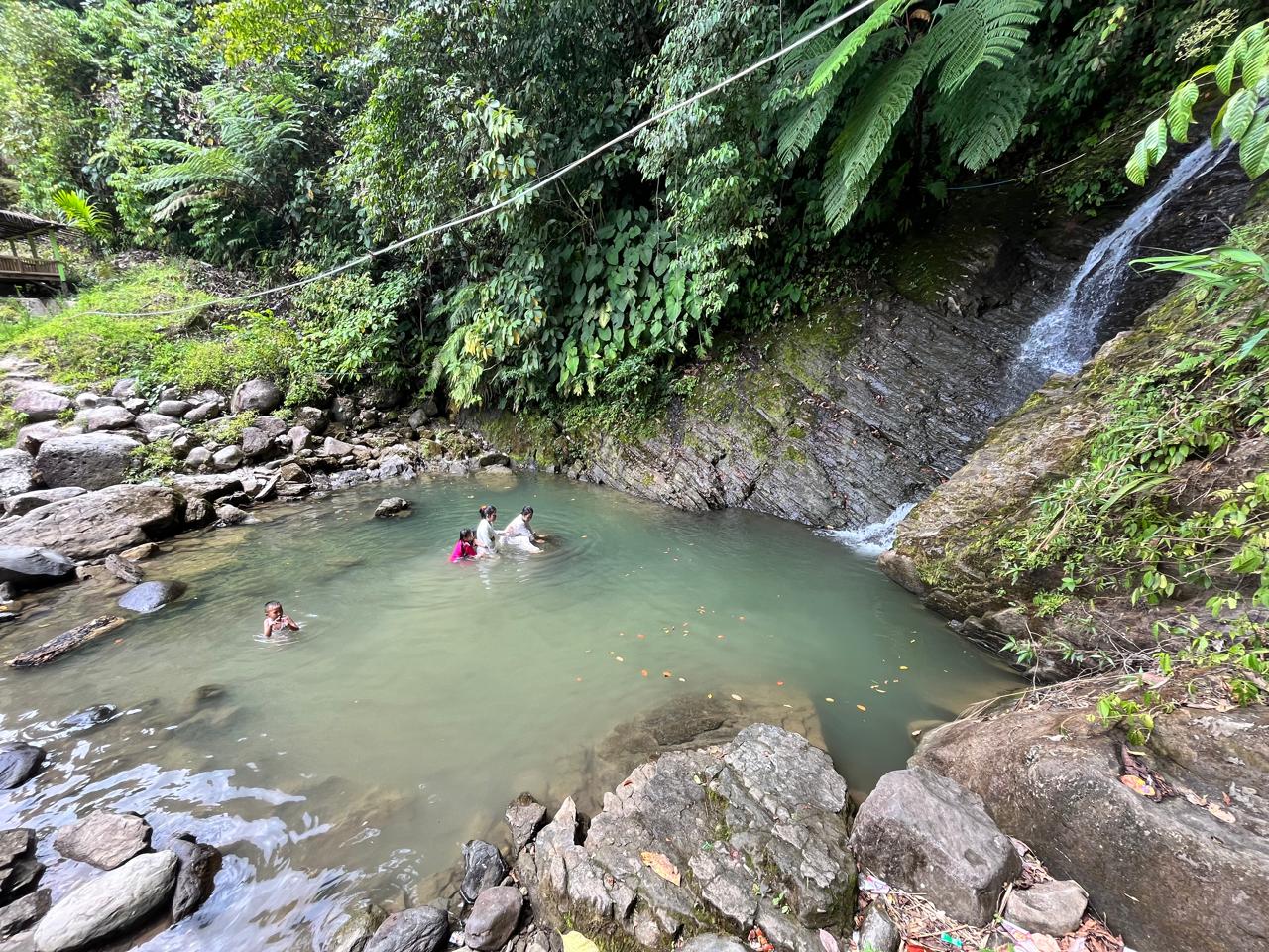 Pesona Keindahan Air Terjun Geluguran: Wisata Alam yang Memukau