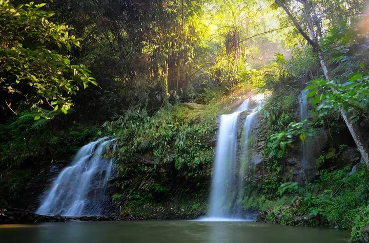 Keindahan Air Terjun Cihurang di Kawasan Pegunungan Priangan