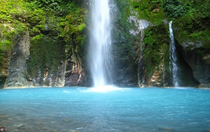 Keindahan Air Terjun Okba: Pesona Alam yang Menenangkan