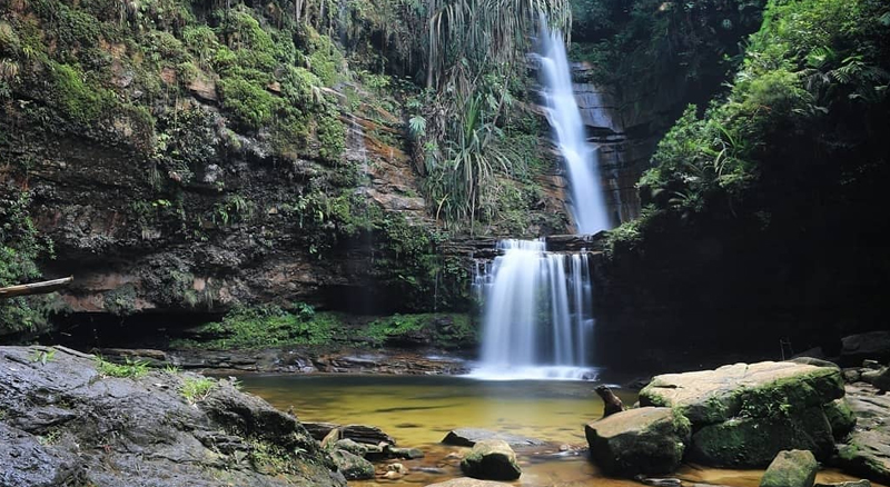 Keindahan Alam Air Terjun Aek Martua di Sumatera Utara