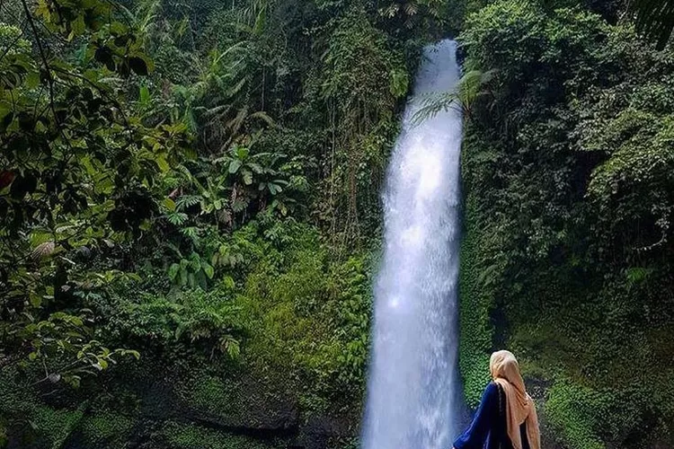 Keindahan Alam Curug Sawer: Air Terjun Menakjubkan di Bogor
