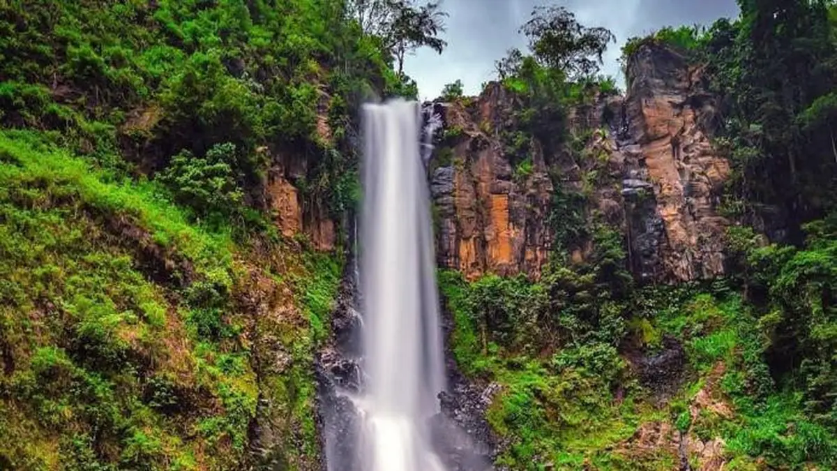 Keindahan Alam Air Terjun Silendung di Sulawesi Selatan