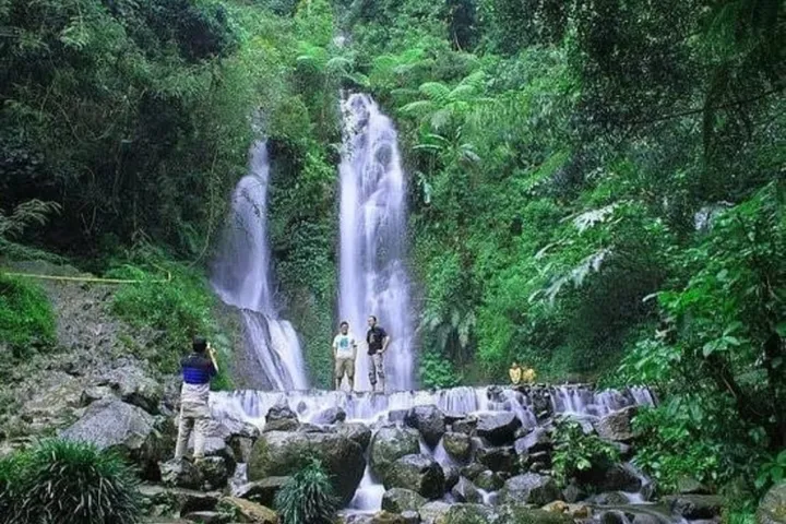 Keindahan dan Pesona Air Terjun Cibolang di Bandung
