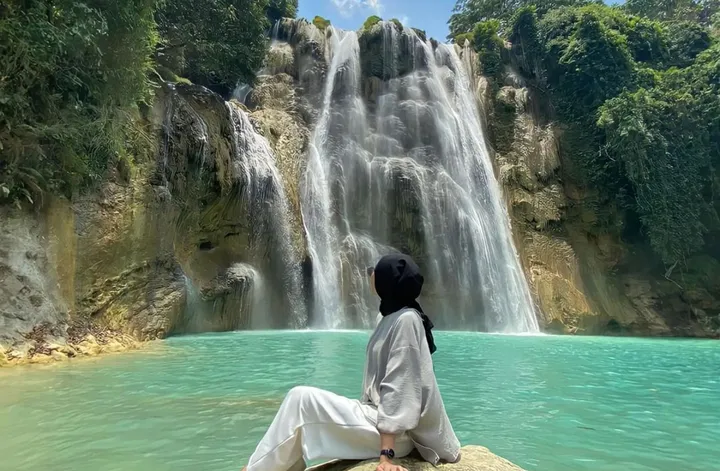 Keindahan Alam Air Terjun Huntuk di Sudut Tersembunyi
