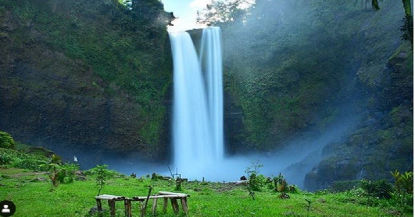 Keindahan Alam Air Terjun Sigay di Kabupaten Garut