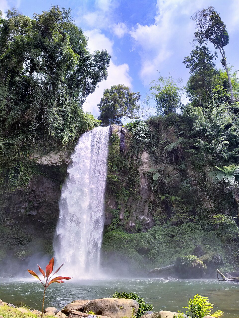 Keindahan Alam Air Terjun Sigerincing di Kabupaten Pati
