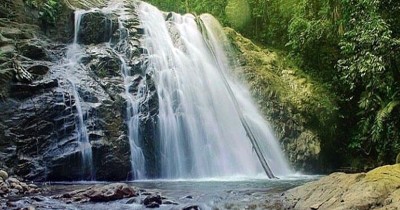 Keindahan Alam Air Terjun Talang Jaya di Sumatera Barat