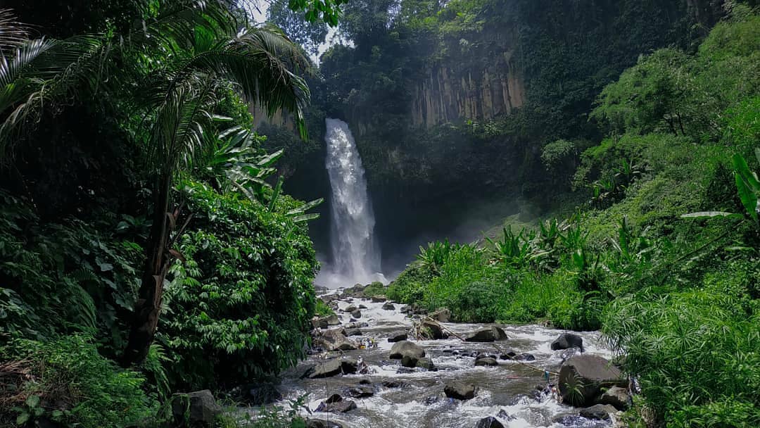 Keindahan Alam Air Terjun Kepala Curup di Bengkulu