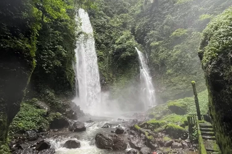 Keindahan Alam Air Terjun Huntuk di Sulawesi Utara